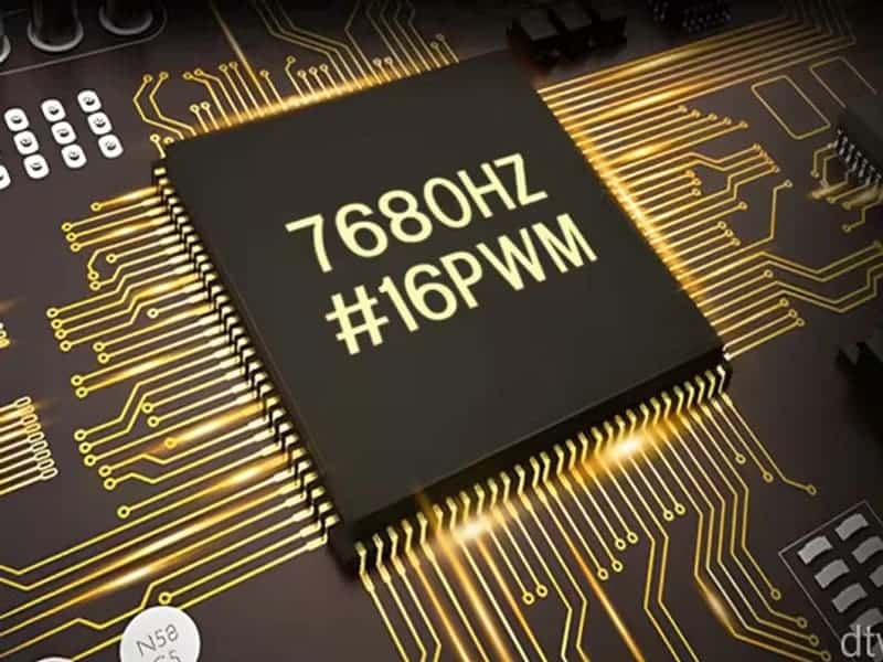 Fine pitch LED display with 7680Hz refresh and ripple-free image